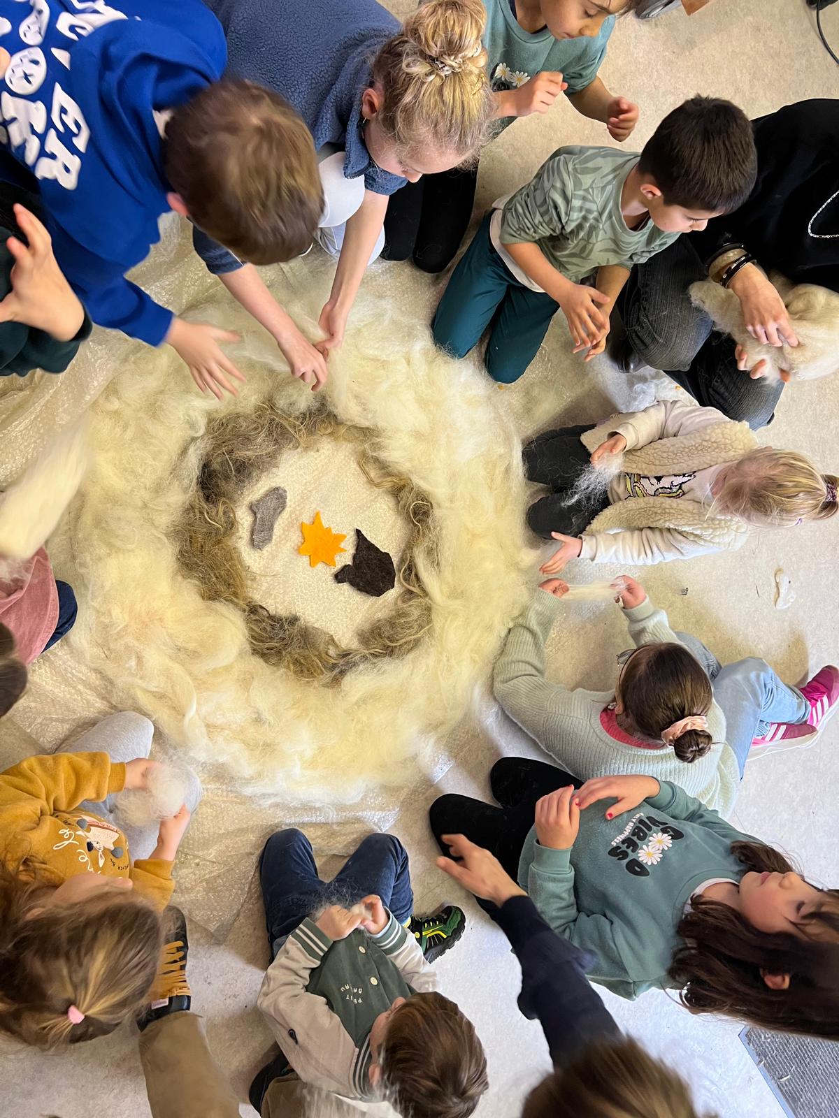 Atelier ouvert au laboratoire textile de TRAM-E